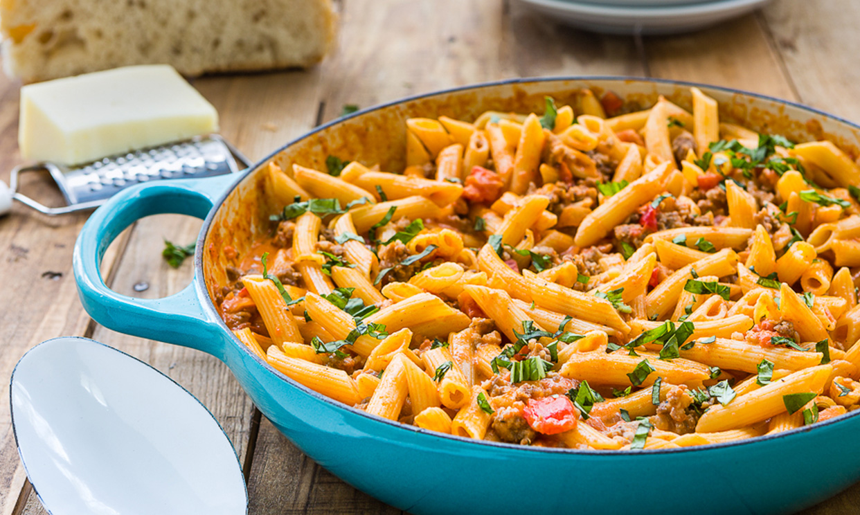 Penne with sausage & spicy cream tomato sauce