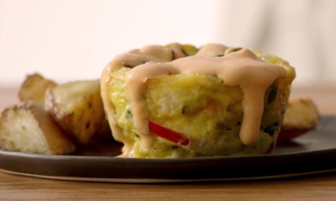 Southwestern Frittata Cups With Sriracha Crème Fraîche