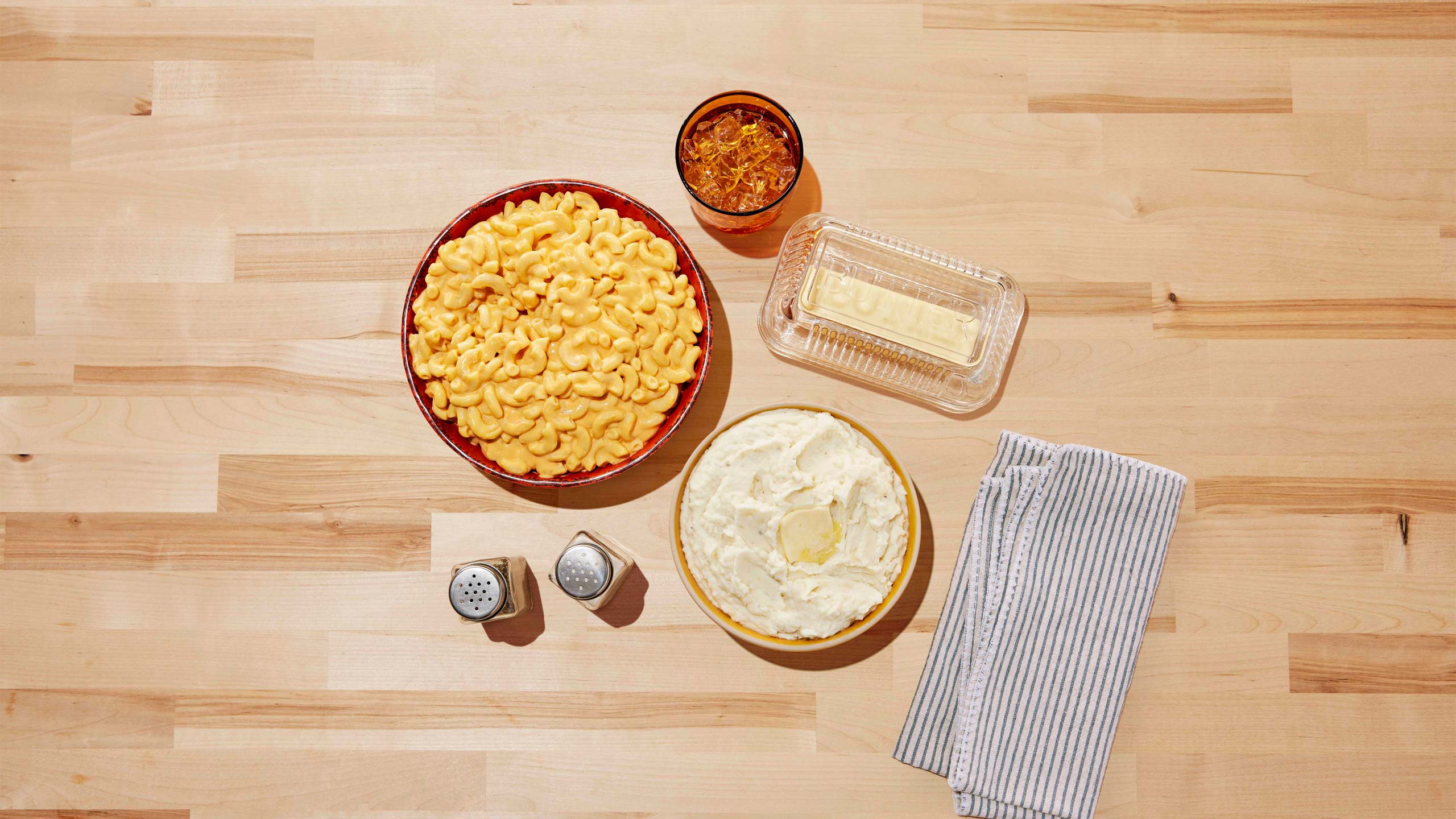 Photo of mashed potatoes and mac and cheese