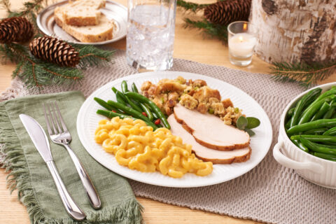 Holiday Mealtime Hacks: Spend Less Time Cooking and More Time Enjoying